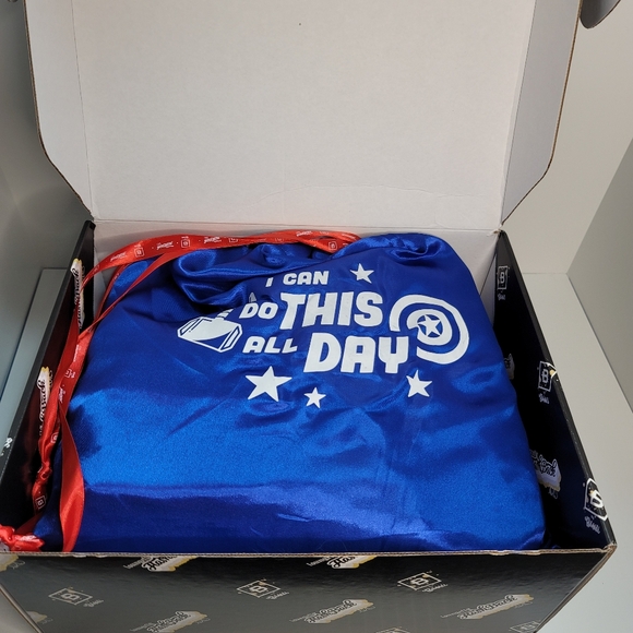 Loungefly Captain America Mini Backpack Flashback Edition Set Complete With Box - Picture 2 of 11